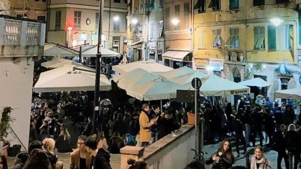 Questa immagine ha l'attributo alt vuoto; il nome del file è 20-cORONAVIRUS-MOVIDA-MILANO-MILANOTODAY.IT_.jpg