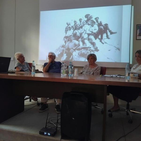 Questa immagine ha l'attributo alt vuoto; il nome del file è AAA-.-ILTIME-FOTO-AGOSTO-1.jpg