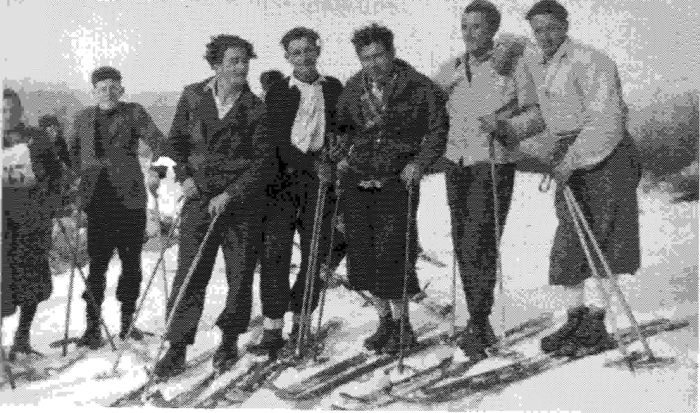 Questa immagine ha l'attributo alt vuoto; il nome del file è AAAA-SCIATORI-067.jpg
